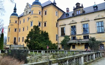 WEEKEND W ATMOSFERZE ZAMKOWYCH TAJEMNIC Zamek Kliczkóe. FreshFuel.pl