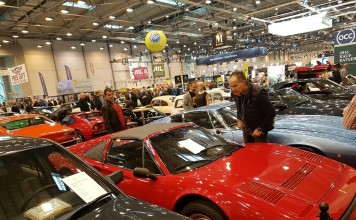 Technoclassica Essen pchli targ megasamochodów Technoclassica Essen
