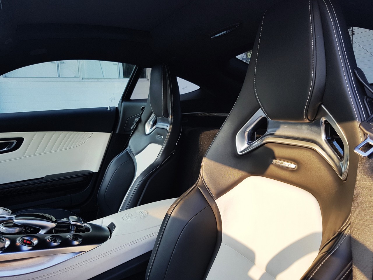 Mercedes AMG GT s - foto T. Kamiński