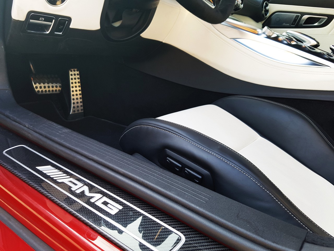 Mercedes AMG GT s - foto T. Kamiński